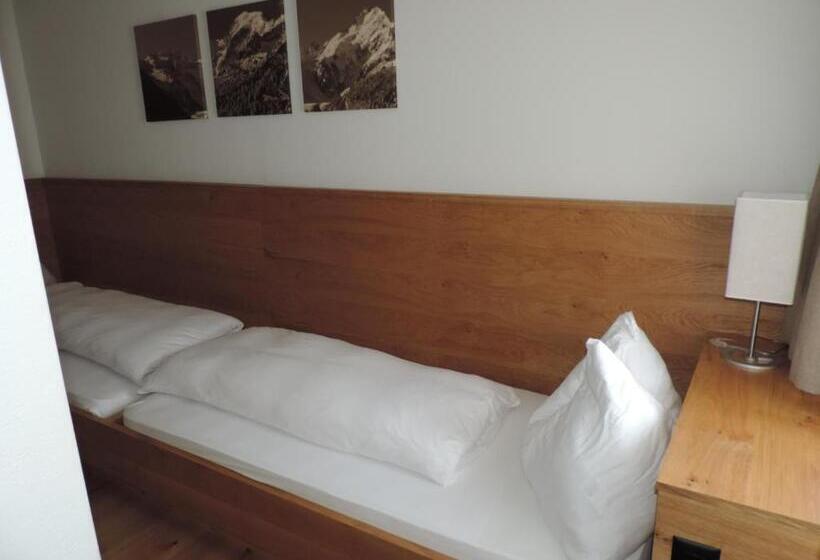 四人标准间, Spöl Restaurant