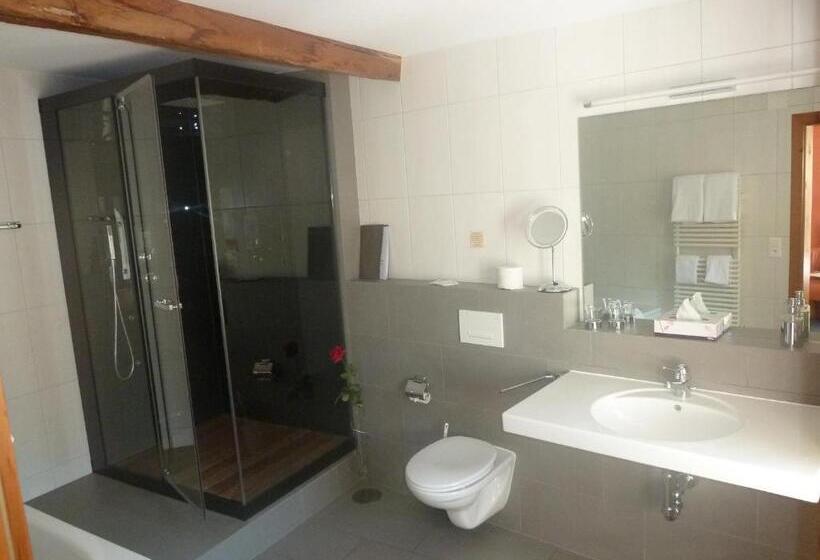 套房, Spöl Restaurant