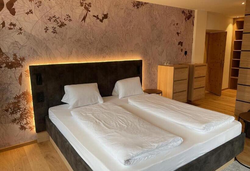 스위트, Spöl Restaurant