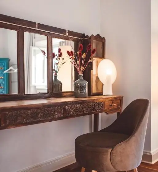 Superior room with lake view, Villa Emden