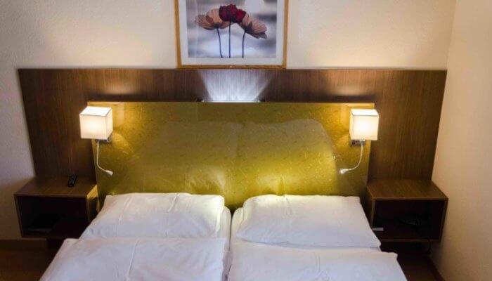 חדר אקונומי, Zys