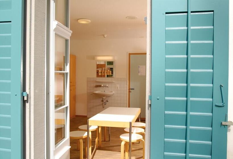 غرفة قياسية رباعية حمام مشترك, Richterswil Youth Hostel