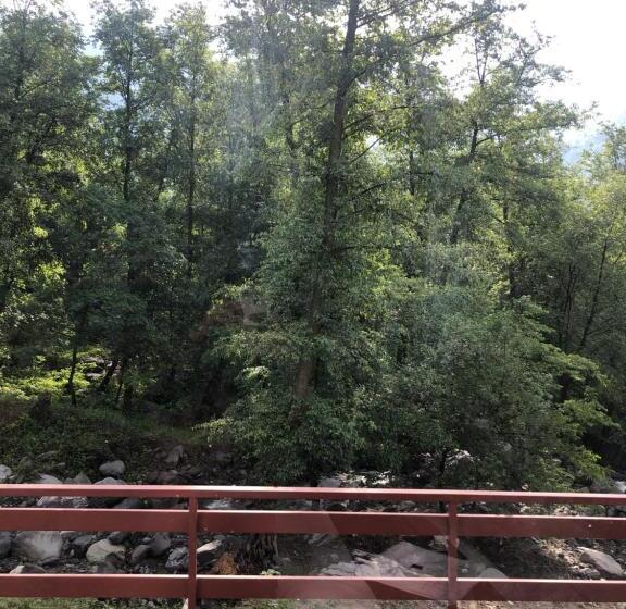 발코니 디럭스 룸, Kheer Bhawani Villa