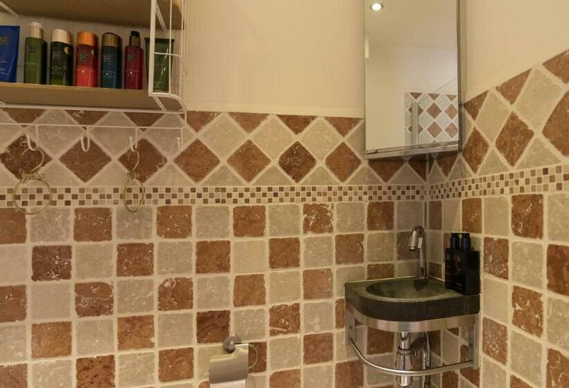 غرفة قياسية, A B&b Amsterdam