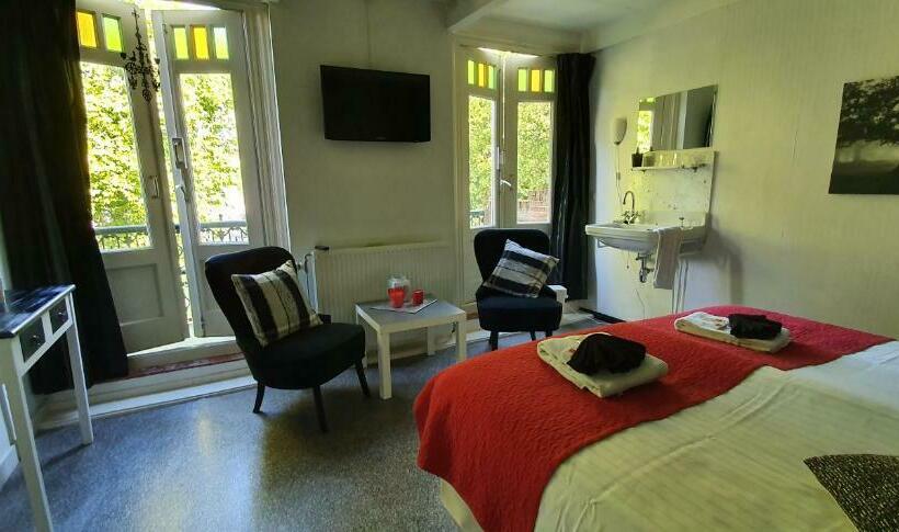 Номер Стандарт, B&b Blauwestadhoeve