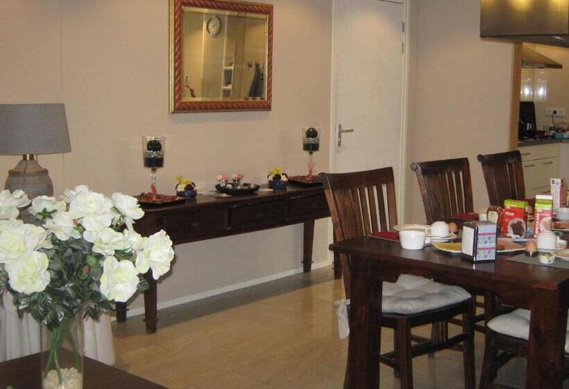 غرفة قياسية, B&b De Tobbedanser Harlingen