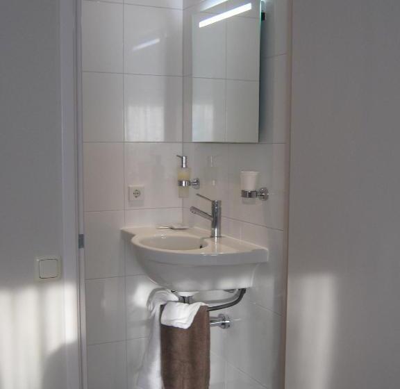 חדר סטנדרט, B&b De Tobbedanser Harlingen