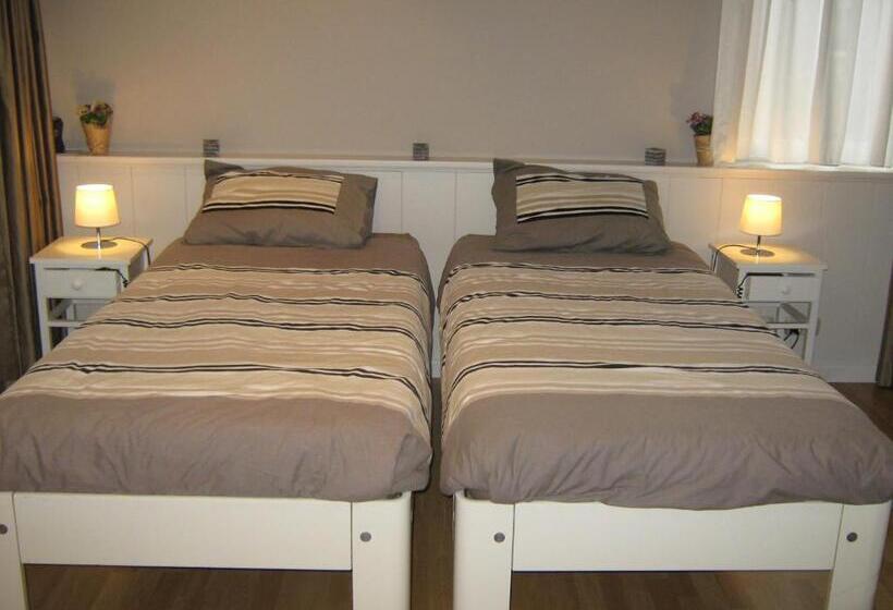 غرفة قياسية, B&b De Tobbedanser Harlingen