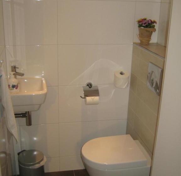 חדר סטנדרט, B&b De Tobbedanser Harlingen