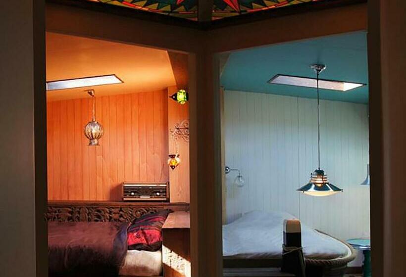 标准间, Boat  Opoe Sientje