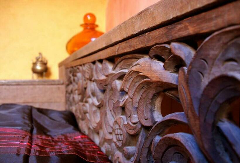 标准间, Boat  Opoe Sientje