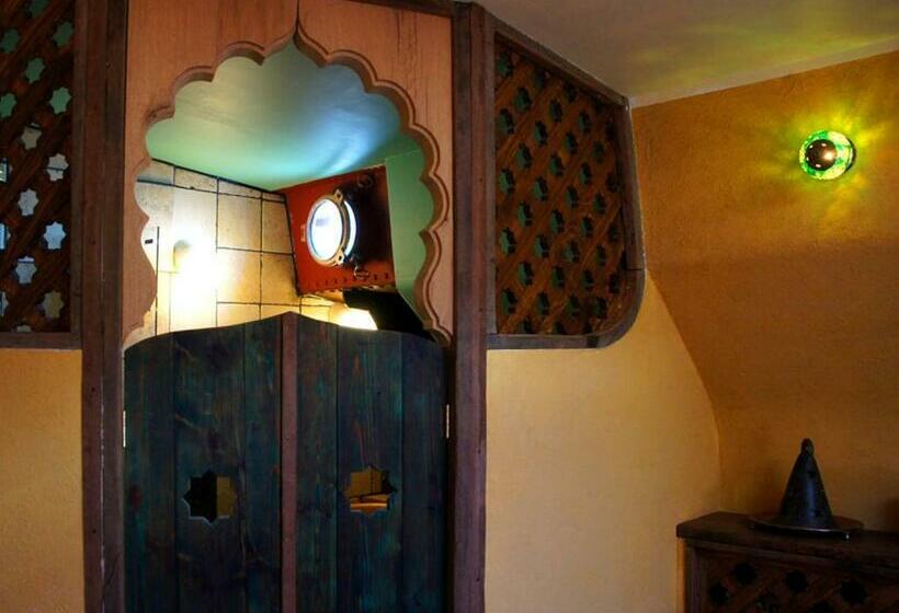 اتاق استاندارد, Boat  Opoe Sientje