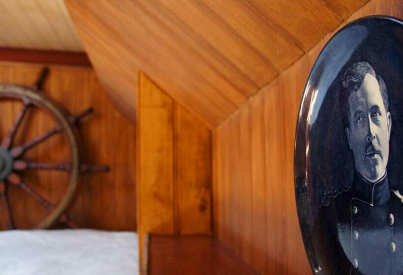 اتاق کلاسیک, Boat  Opoe Sientje