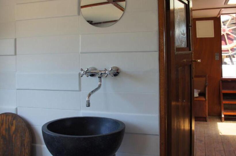 带1个卧室的公寓, Boat  Opoe Sientje