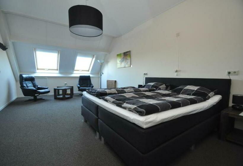 标准间, Erve Höwerboer