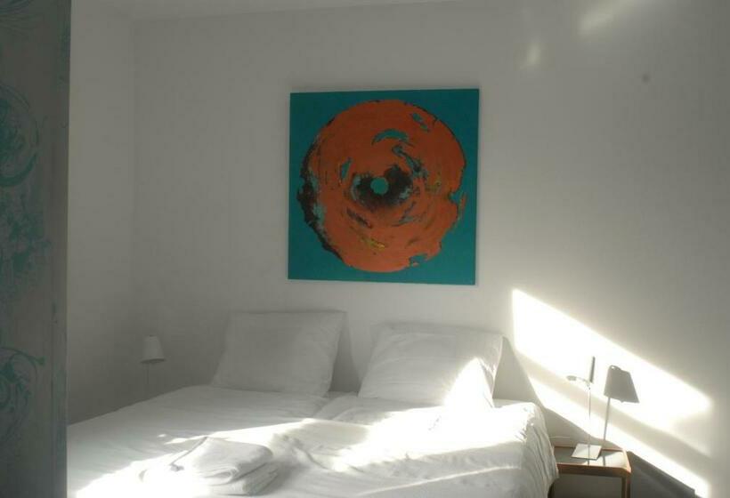 חדר סטנדרט, Het Blauwe Huis