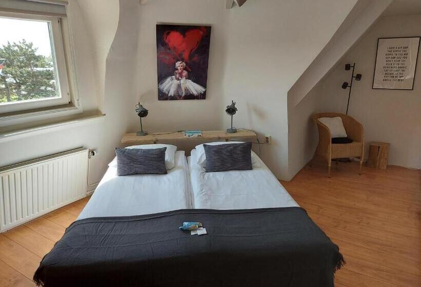 スタンダードスタジオ, Prins Appartementen