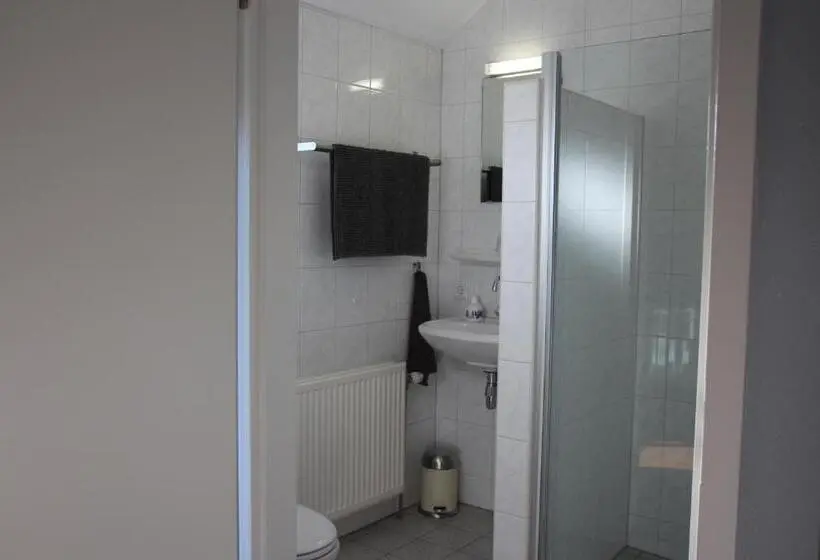 Standard-huone, T Rond Bargie