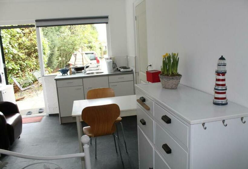 غرفة قياسية, Zeeland Aan Zee