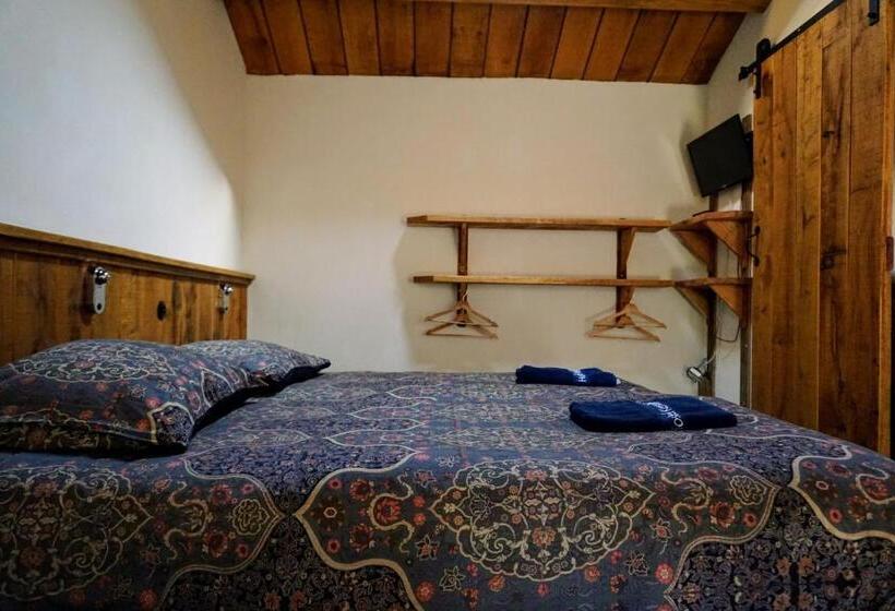 디럭스 스튜디오, Hostel Kersenhof