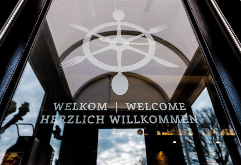 シングルデラックスルーム, Brasserie Smits