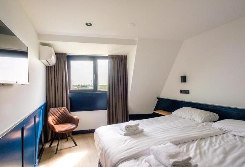 スタンダードルーム, Brasserie Smits