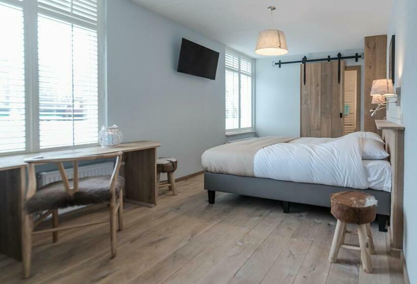 اتاق لوکس خانوادگی, Giethoorn