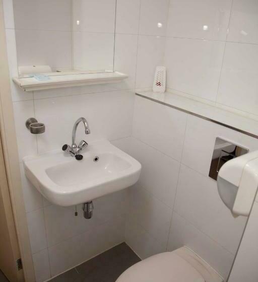 エコノミールーム, Jimmy