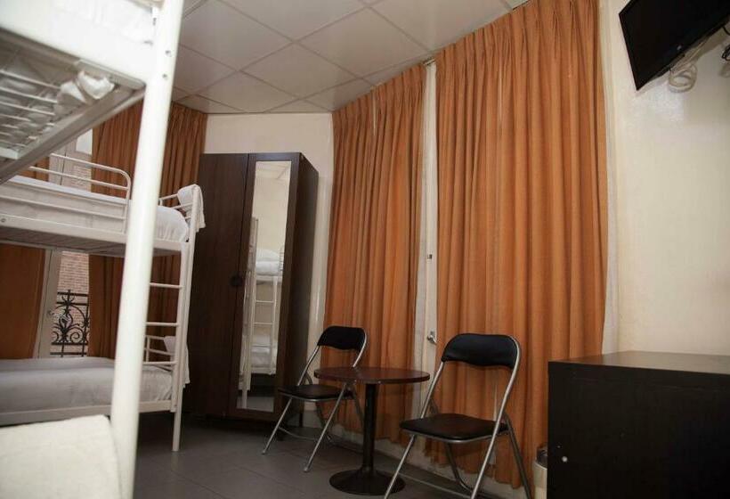 スタンダード4人部屋, Jimmy