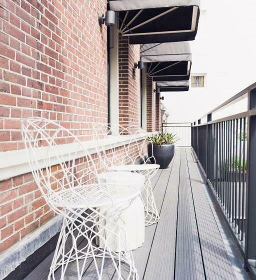 جناح, Morgan & Mees Amsterdam