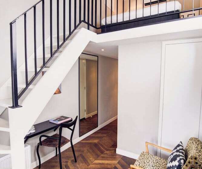 غرفة أساسية, Morgan & Mees Amsterdam