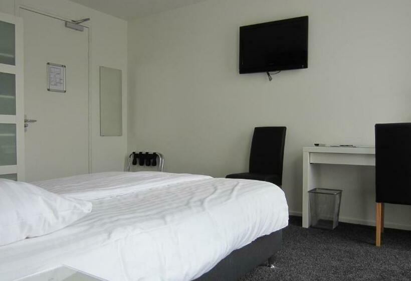 חדר קומפורט, 1851