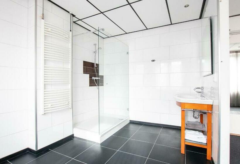 キングサイズベッドのスイートルーム, Parkstad City