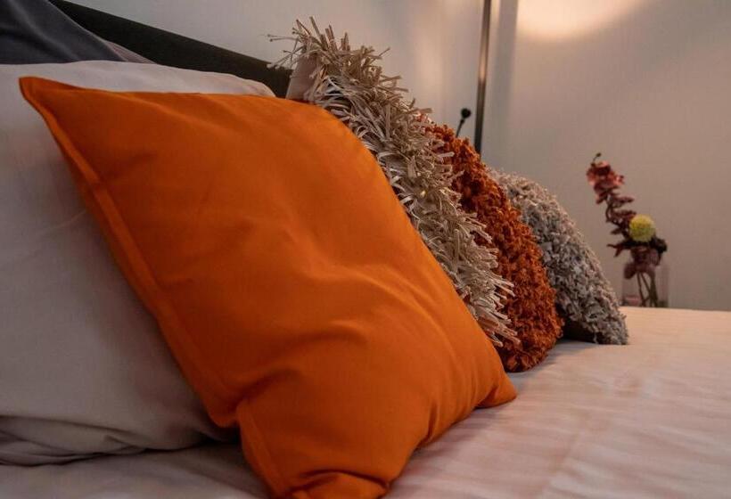 スタンダードルーム, Parkstad City