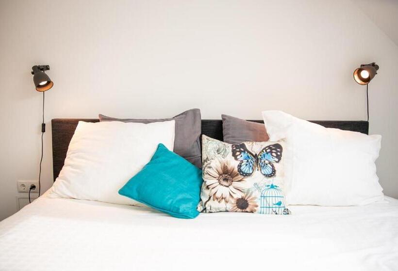 デラックススタジオ, Parkstad City