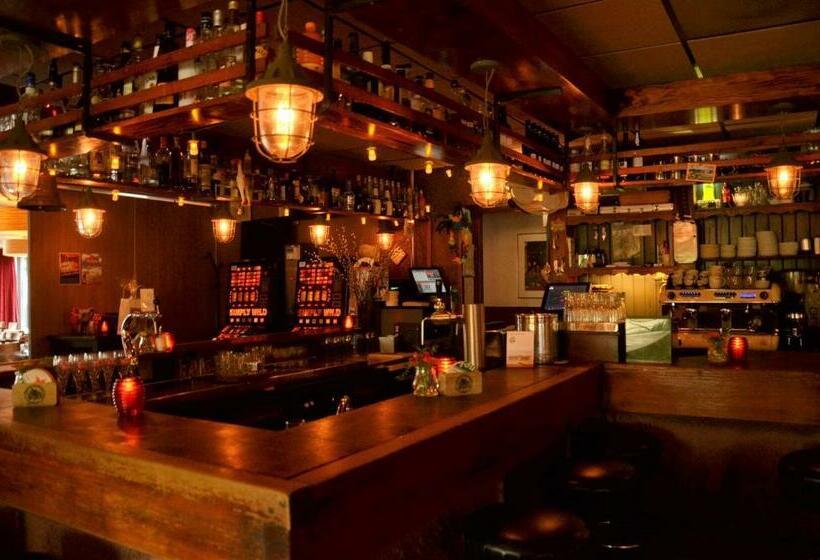 スタンダードルーム, Restaurant De Engel