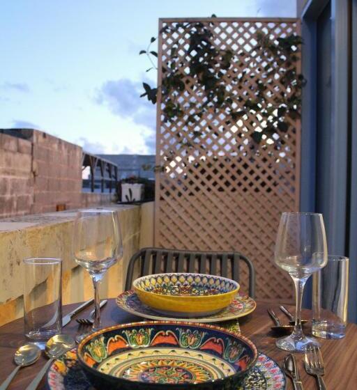 اتاق استاندارد با تخت بزرگ, Iż żebbuġa Boutique Suites