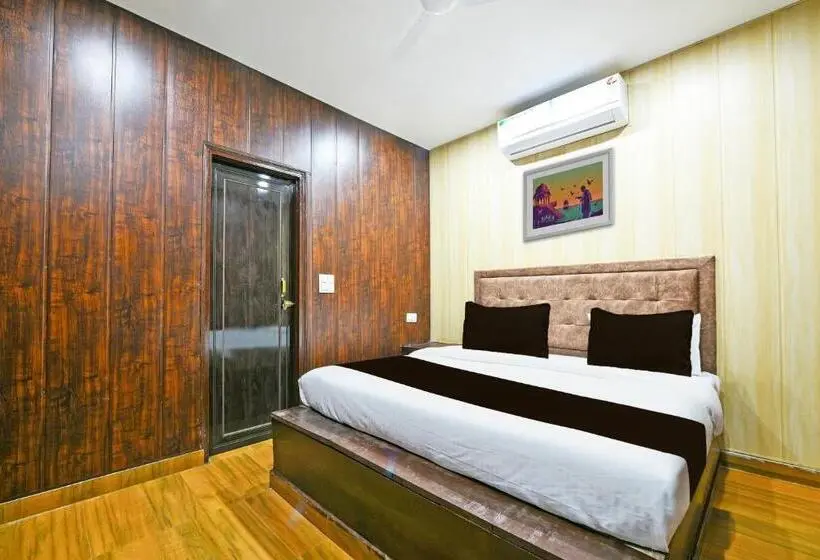 Classic Kolmen Hengen Huone, O Lavish