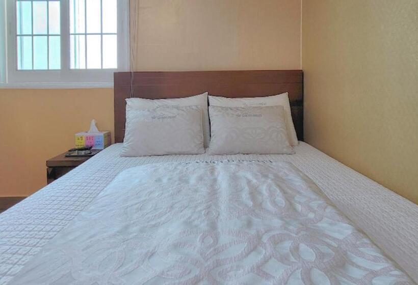 스탠다드 룸, Queen Motel