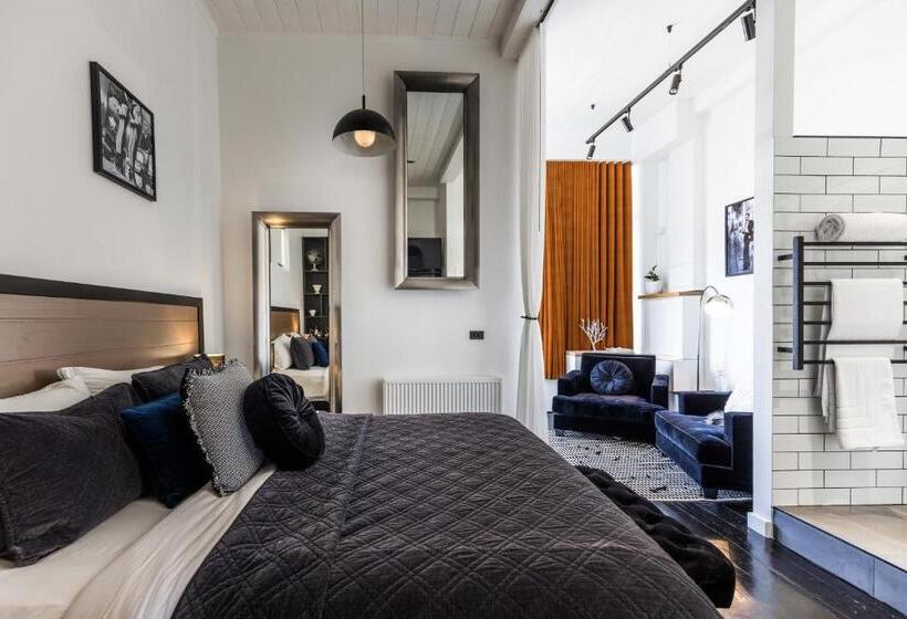 חדר דחוקס עם מיטת קינג, Nudgenudge   Self Contained Luxe Guest Suite