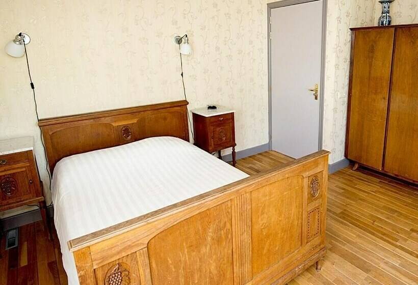 Quarto Estandar, Buitengoed De Uylenburg