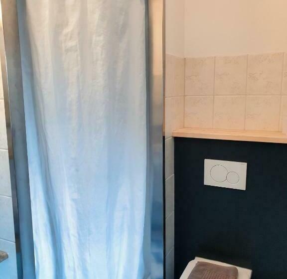 Quarto Estandar, Buitengoed De Uylenburg