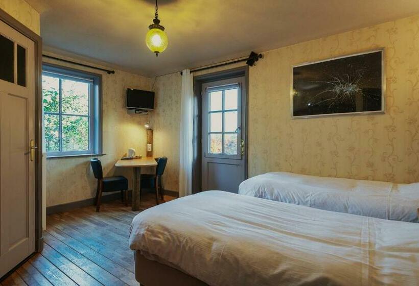 Quarto Estandar, Buitengoed De Uylenburg