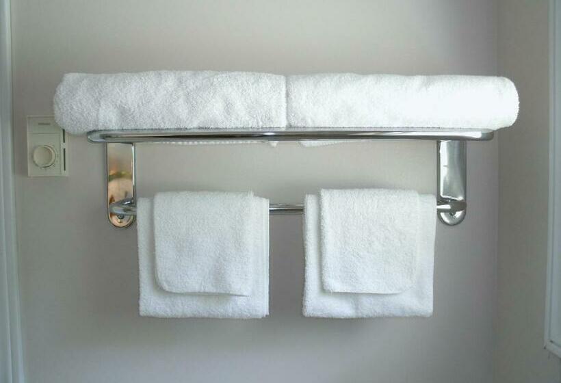 غرفة قياسية سرير كينج, Cornerstone Motel