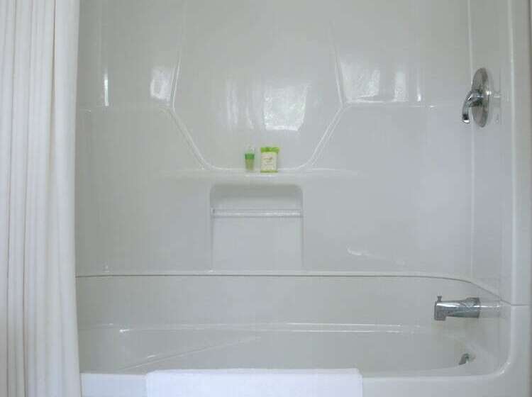 غرفه قياسيه سريرين مزدوجين, Cornerstone Motel