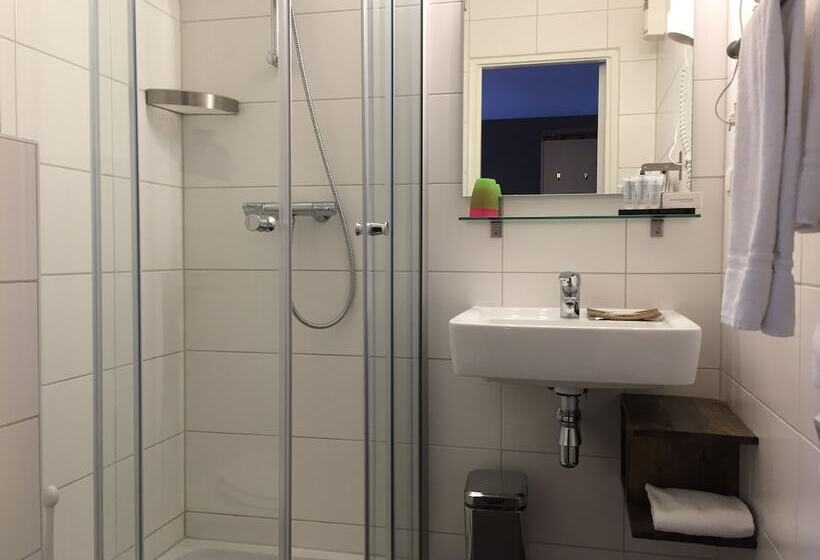 חדר אקונומי יחיד, De Kroon