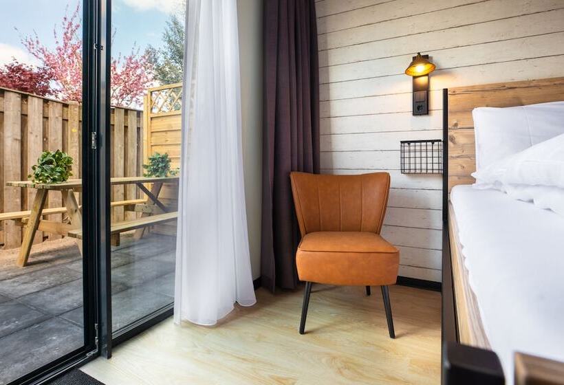 חדר דלוקס, De Kroon