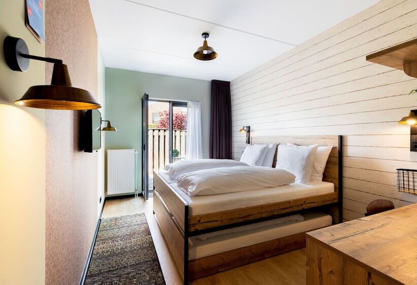 חדר דלוקס, De Kroon