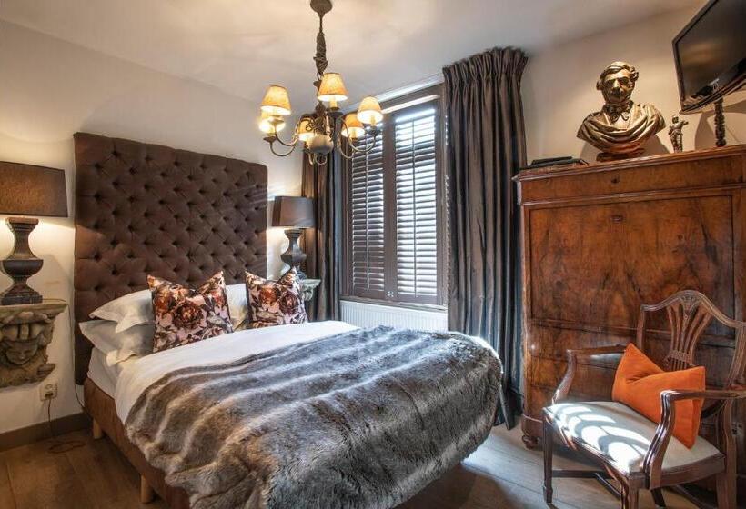 基本间, L Auberge Dam