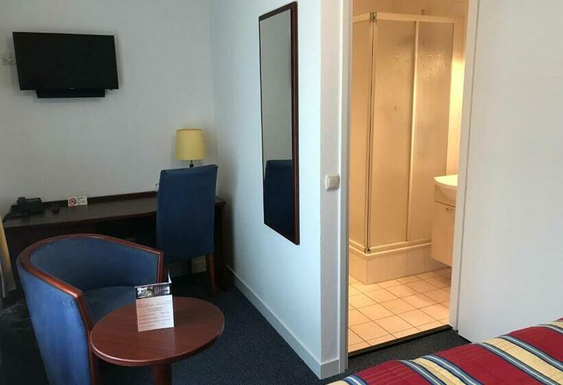 스탠다드 룸, Lemmer